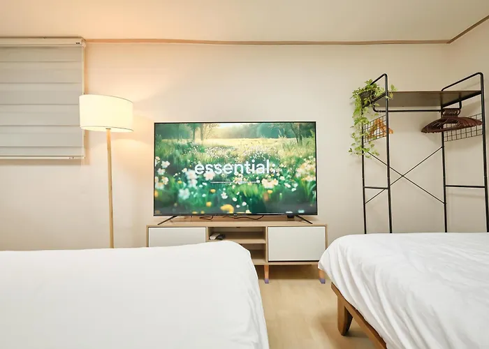 아파트 몽마르뜨 숭인 24시 셀프 체크인 3룸 퀸4 최대8인 얼음정수기 비데 종로 동묘역 명동 동대문 가족 단체